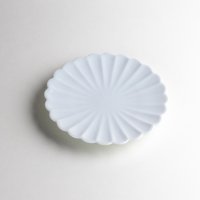 Medium Plate Hakuji Kiku gata  (12.2cm/4.8in)