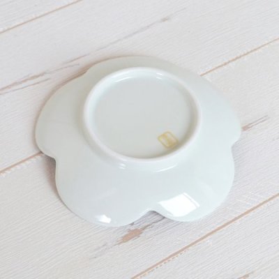 Photo4: Small Plate Sachiume White (9cm/3.5in)