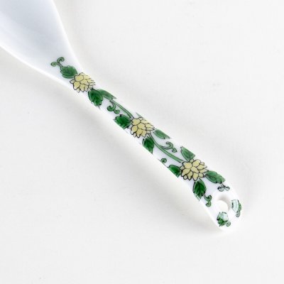 Photo2: Porcelain Dessert Spoon Nishiki-Hanakarakusa Green