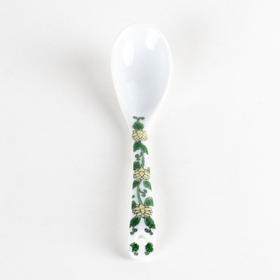 Photo4: Porcelain Dessert Spoon Nishiki-Hanakarakusa Green