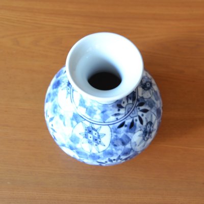 Photo4: Vase Sometsuke Hana-e Flower | The first-generation head of the Shinemon Kiln