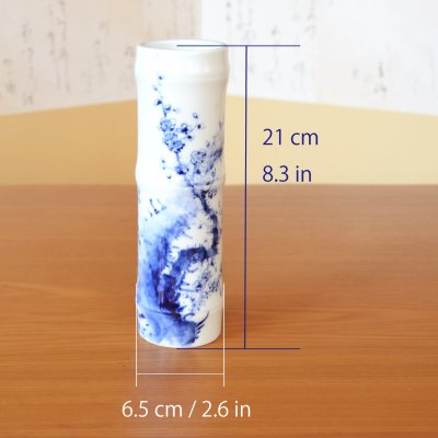 Photo7: Bamboo-Shaped Vase Sometsuke Ume Plum Blossom Painting | The first-generation head of the Shinemon Kiln