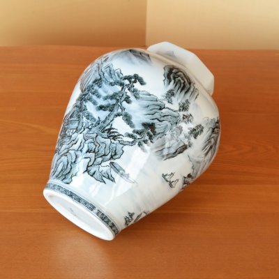 Photo5: Large Vase Kodai Sometsuke Sansui Landscape | The first-generation head of the Shinemon Kiln