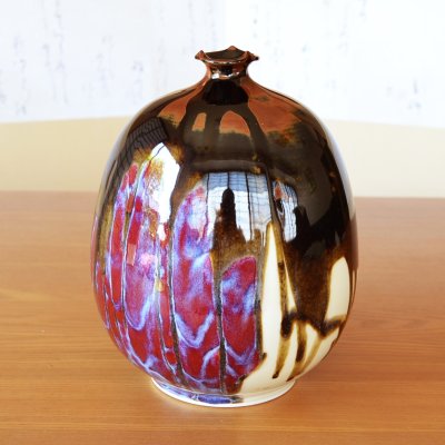 Photo2: Yo Vase by Kusuo Baba, Second-Generation Shinemon, Shinemon Kiln