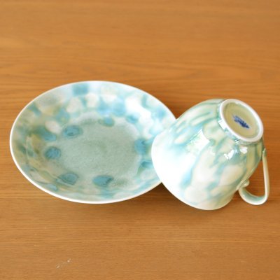 Photo4: Wakaba no Koro Green Coffee Cup and Saucer by Kusuo Baba, Second-Generation Shinemon, Shinemon Kiln