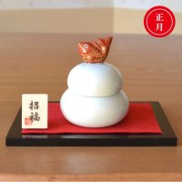 Figurine Small Kagami-mochi Tai Sea ??bream with wooden stand