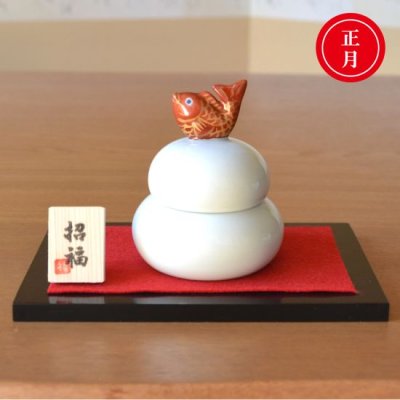 Photo1: Figurine Small Kagami-mochi Tai Sea ??bream with wooden stand