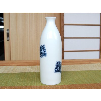Photo3: Sake set 1 pc Tokkuri bottle and 2 pcs Cups Kakumon tako karakusa