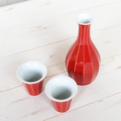 Photo3: Sake set 1 pc Tokkuri bottle and 2 pcs Cups Benisai Red