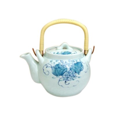 [Made in Japan] Kamakurabori Tsuta Teapot (8 gou)