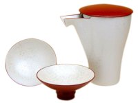 Sake set 1 pc Tokkuri bottle and 2 pcs Cups Red pearl