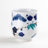 Yunomi Tea Cup for Green Tea Kissho shouchikubai Auspicious trees (Large)