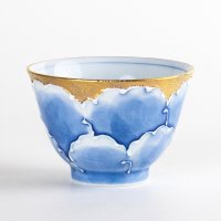 Yunomi Tea Cup for Green Tea Gold botan Blue flower outside
