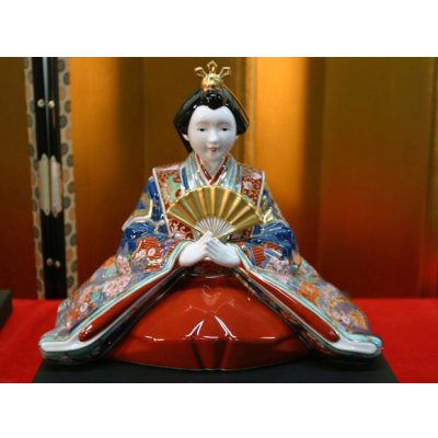 Photo3: Hina doll Ko-imari style Suwari (Doll displayed at the Girls' Festival)