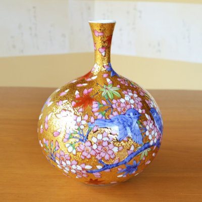 Photo4: Small Vase Kinsai Kacho Gold Flowers and Birds | Kinryugama Kiln work