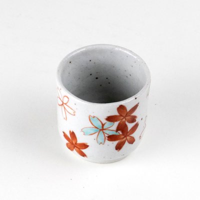 Photo2: Sake Cup Akae sakura chirashi Cherry blossoms (6cm/2.3in)