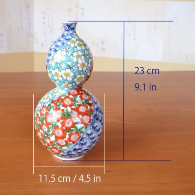 Photo5: Vase Gourd Shape Cherry blossoms, Bamboo leaves, and Plum blossoms | Fukuji Kitamura Traditional Craftsperson work