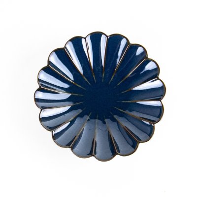 Photo2: Chrysanthemum-Shaped Medium Plate Gunjo (17 cm/6.7 in)