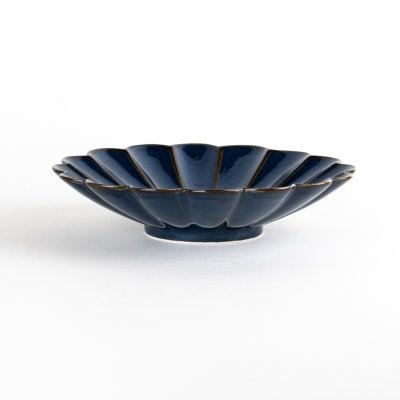 Photo4: Chrysanthemum-Shaped Medium Plate Gunjo (17 cm/6.7 in)