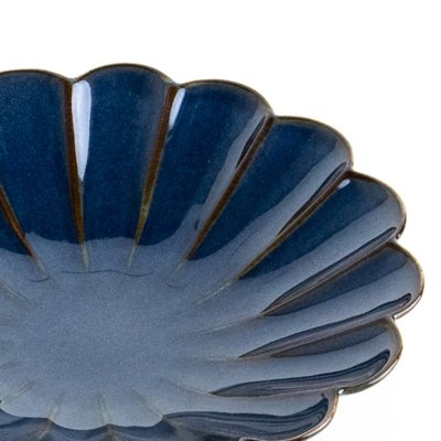 Photo5: Chrysanthemum-Shaped Medium Plate Gunjo (17 cm/6.7 in)