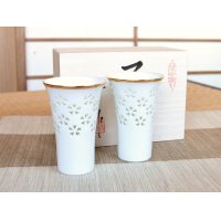 Tall cup Suishocho hanazume (pair) in wooden box