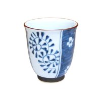 Yunomi Tea Cup for Green Tea Umedami karakusa (Blue)