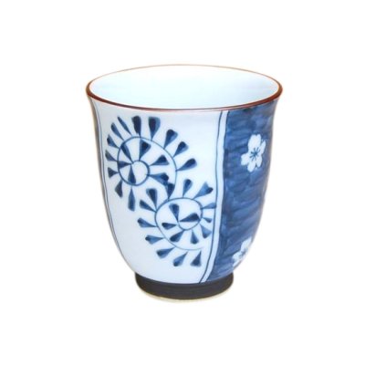 [Made in Japan] Umedami karakusa (Blue) Japanese green tea cup