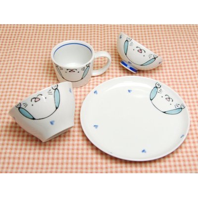 [Made in Japan] <Child tableware>Niko Niko club doggy half set (4 pieces)