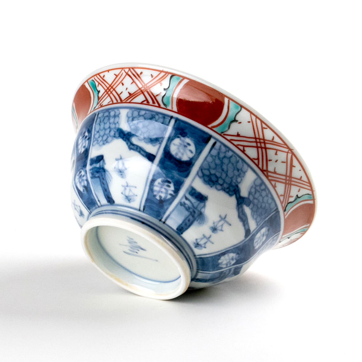 Arita ware rice bowl decorated in the somenishiki style