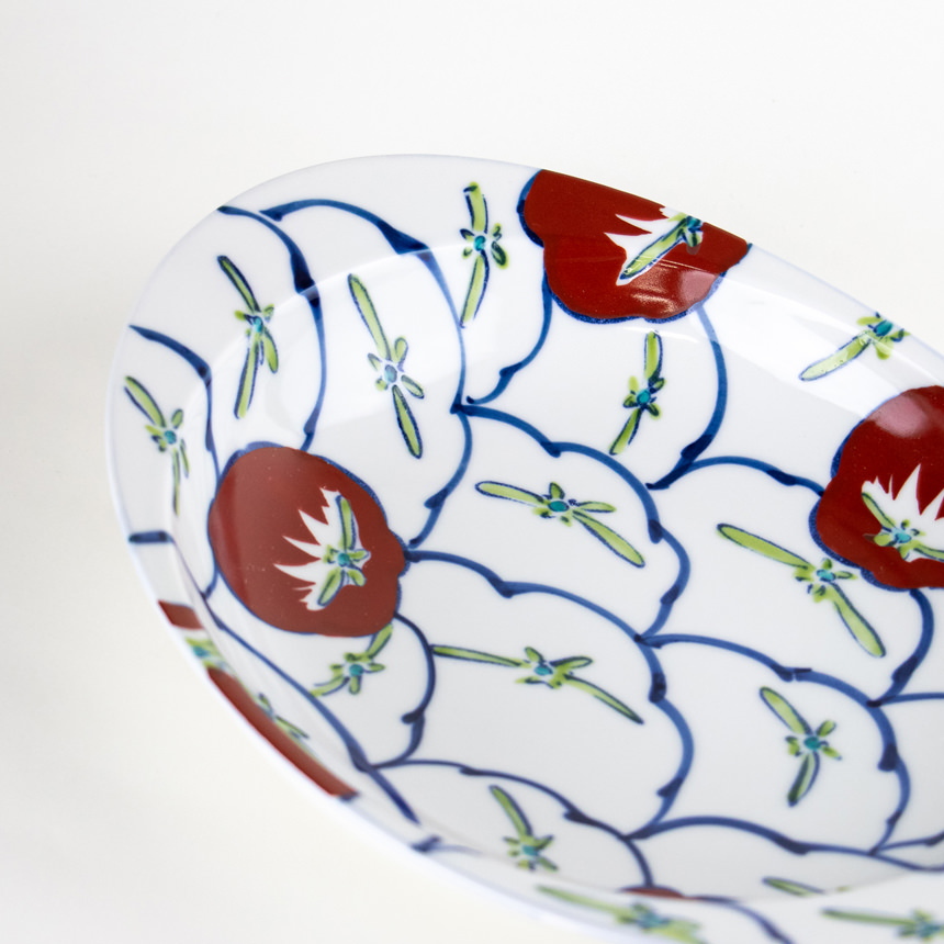 Arita curry plate with a red tomato motif