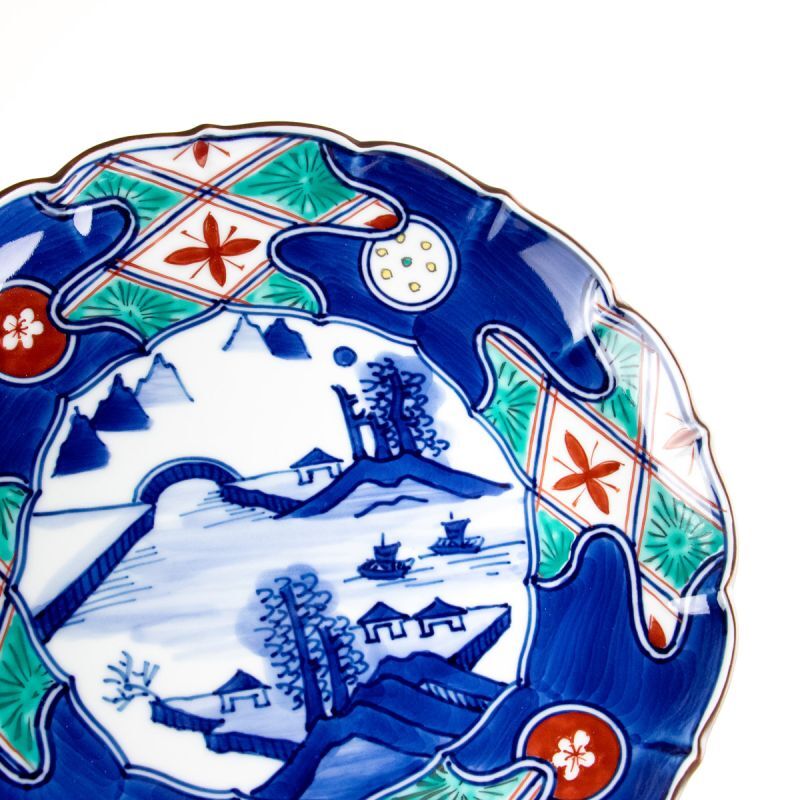 Close-up of a some-nishiki Arita porcelain plate