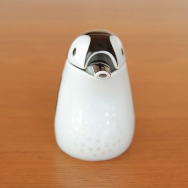 Photo4: Soy Sauce Dispenser Penguin Small (4)