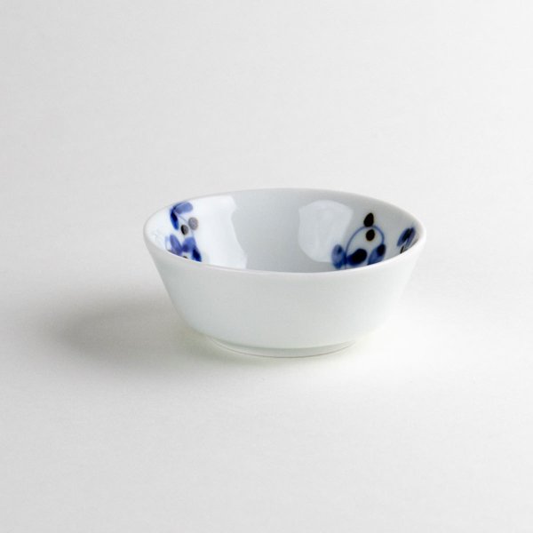 Photo1: Small Bowl Sometsuke sabi karakusa (6.5cm/2.6in) (1)