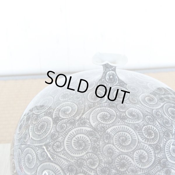 Photo3: Vase Round shape Tako karakusa | The first-generation head of the Shinemon Kiln (3)