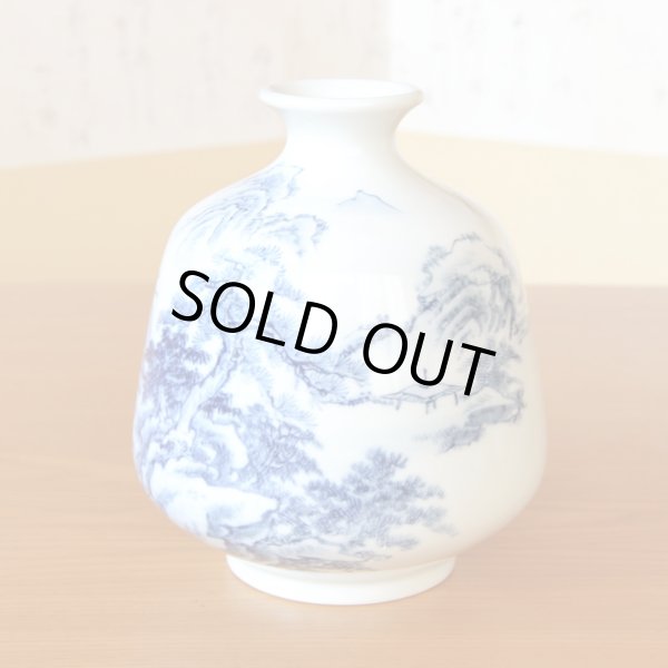 Photo2: Vase Sometsuke Sansui Landscape | The first-generation head of the Shinemon Kiln (2)