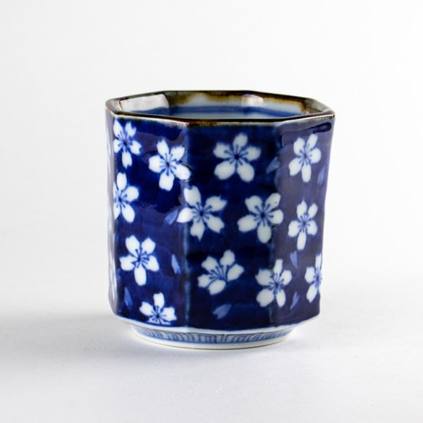 Photo2: Yunomi Tea Cup for Green Tea Sometsuke ono Cherry blossoms in wooden box (2)