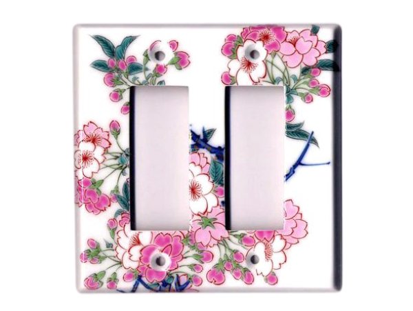 [Made in Japan] Somenishiki Kinsai Sakura (6 hole) plug socket cover