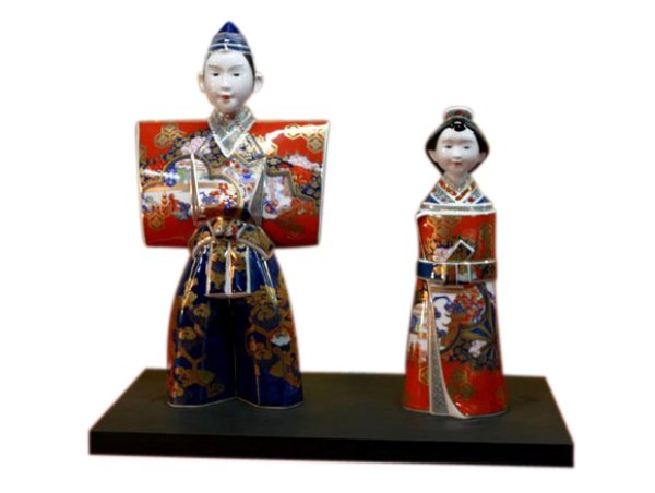 [Made in Japan] Ko-imari style Tachi Hina doll (a doll displayed at the Girls' Festival)