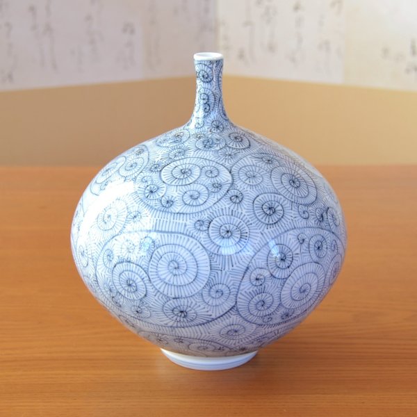 Photo3: Sometsuke Tako-Karakusa Small Jar by Ryuzumi Nakao (3)