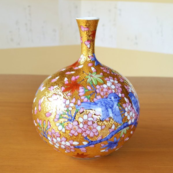 Photo4: Small Vase Kinsai Kacho Gold Flowers and Birds | Kinryugama Kiln work (4)