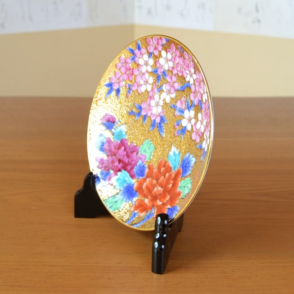 Photo2: Decorative Plate 16.6cm Kinsai Botan-Sakura Peony and Cherry blossom | Kinryugama Kiln work (2)