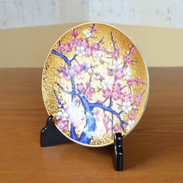 Photo2: Decorative Plate 16.6cm Kinsai Ume Plum tree | Kinryugama Kiln work (2)