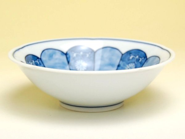 Photo2: Medium Bowl (13.2cm) Kikuwari kogiku-mon (2)