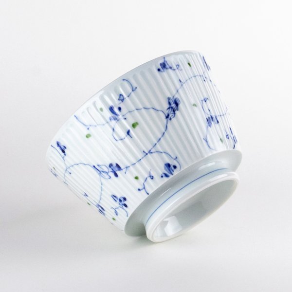 Photo4: Donburi Bowl for Noodles Karakusa-Tsuzuri (L) (15 cm/5.9 in) (4)