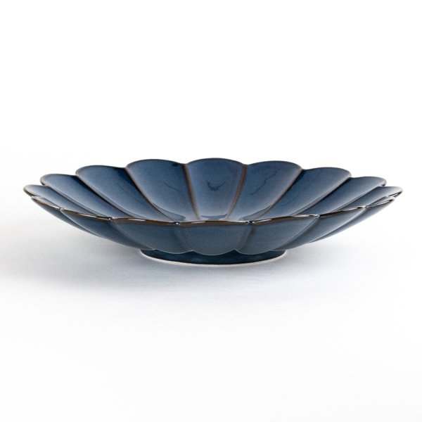 Photo4: Chrysanthemum-Shaped Large Plate Gunjo (21.8 cm/8.6 in) (4)