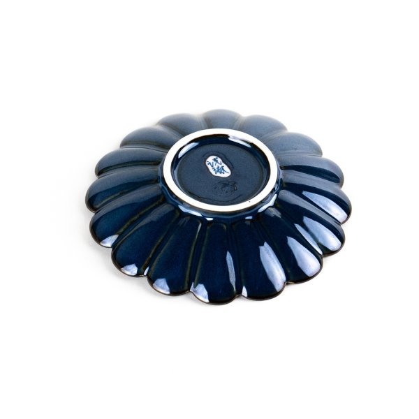 Photo3: Chrysanthemum-Shaped Small Plate Gunjo (12.5 cm/4.9 in) (3)