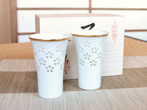 Photo1: Tall cup Suishocho hanazume (pair) in wooden box (1)