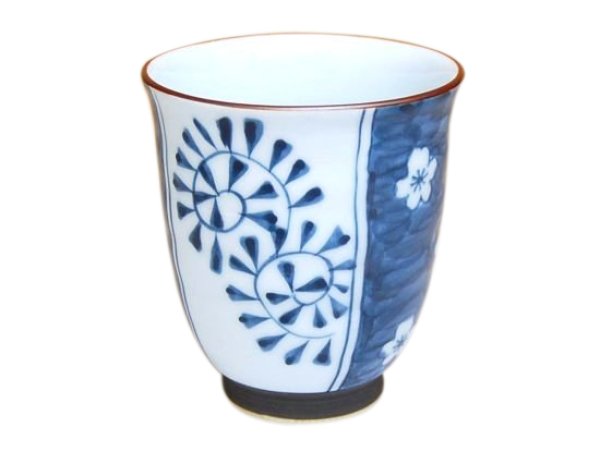 [Made in Japan] Umedami karakusa (Blue) Japanese green tea cup